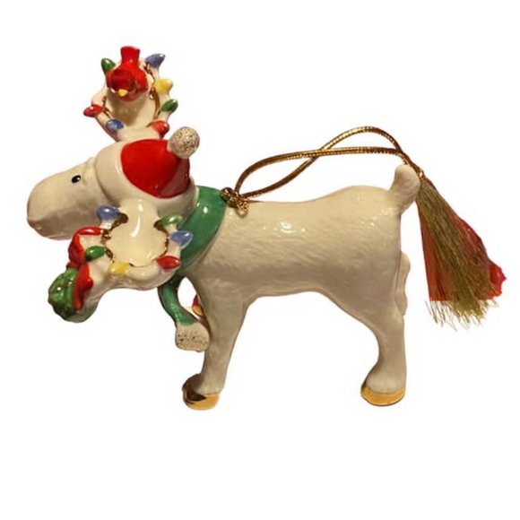 2019 Lenox Under the Mistletoe with Marcel the Moose Ornament - Picture 7 of 9